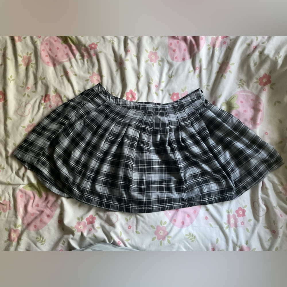 Forever 21 Monochrome Plaid Shirt